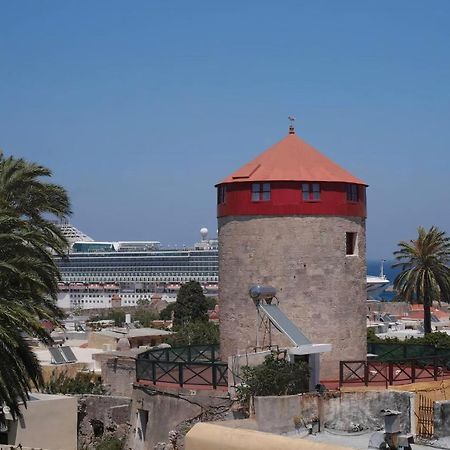 A Medieval Windmill Tower With Magnificent View Rhodes City Dış mekan fotoğraf