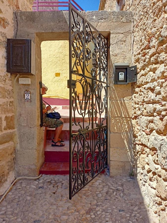 A Medieval Windmill Tower With Magnificent View Rhodes City Dış mekan fotoğraf
